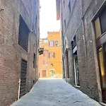 Il Terrazzo Di Tolomei 아파트 시에나